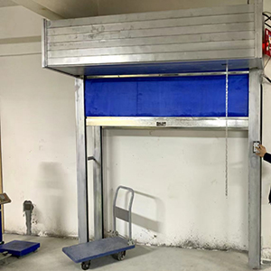 防火卷帘门展示.jpg