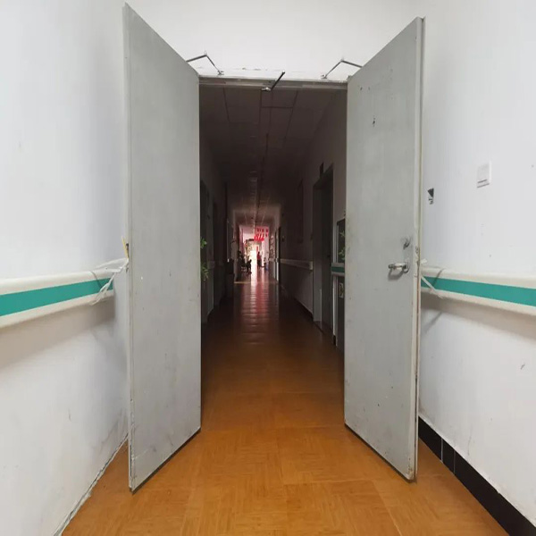 防火门常开状态.jpg