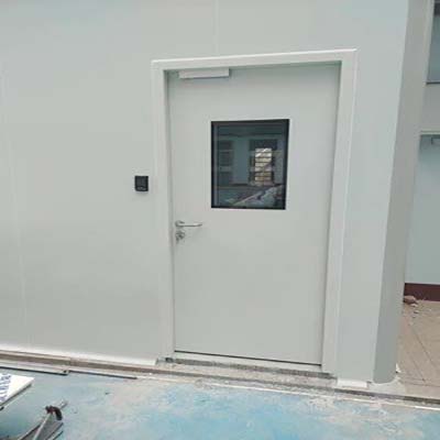 带视窗钢质门.jpg